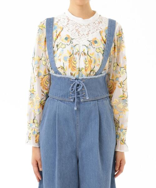 GRACE CONTINENTAL（グレースコンチネンタル）の「マルチ刺繍フリル