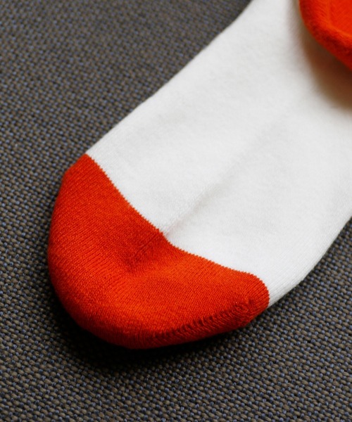 And A(アンドエー)の「AlexanderLeeChang アレキサンダーリーチャン / TACOCAT SOCKS タコキャット 配色切り替えロゴソックス / AC052106(ソックス/靴下・メンズ・ホワイト/チャコール/パープル・FREE)」の15枚目の写真