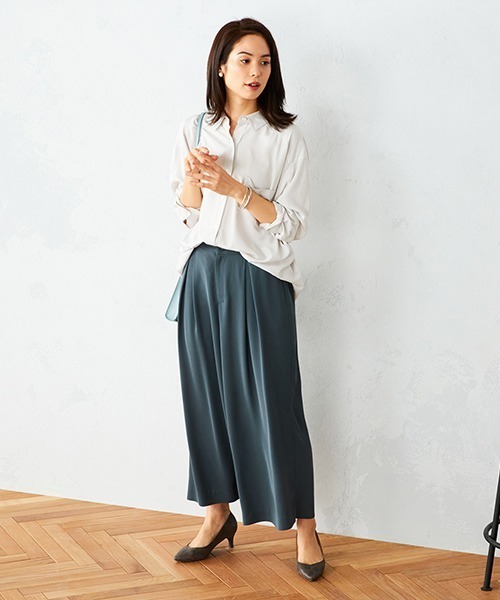 COMME CA MODELS(コムサモデルズ)の「タックワイドパンツ(その他パンツ・レディース・ブラック/グレー/ブルー・LARGE/X-LARGE/MEDIUM/SMALL/X-SMALL)」の15枚目の写真