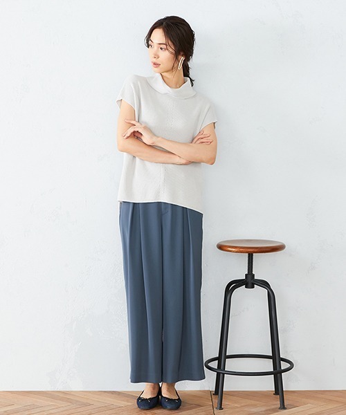 COMME CA MODELS(コムサモデルズ)の「タックワイドパンツ(その他パンツ・レディース・ブラック/グレー/ブルー・LARGE/X-LARGE/MEDIUM/SMALL/X-SMALL)」の4枚目の写真