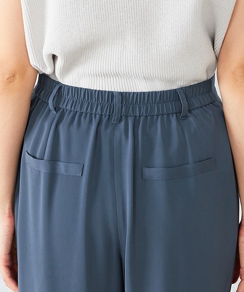 COMME CA MODELS(コムサモデルズ)の「タックワイドパンツ(その他パンツ・レディース・ブラック/グレー/ブルー・LARGE/X-LARGE/MEDIUM/SMALL/X-SMALL)」の10枚目の写真