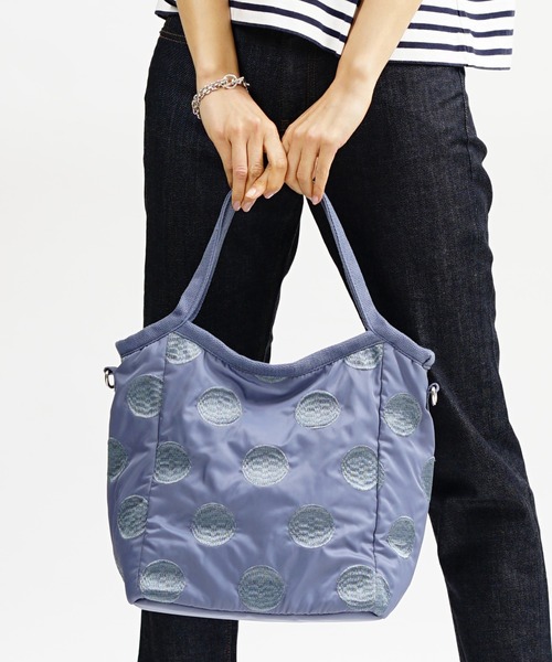 SAC（サック）の「ドット柄刺繍トートバッグ  Happy&Sac（トートバッグ・レディース・グレー/ブラック/ブルー/ピンク/ベージュ・FREE）」の4枚目の写真