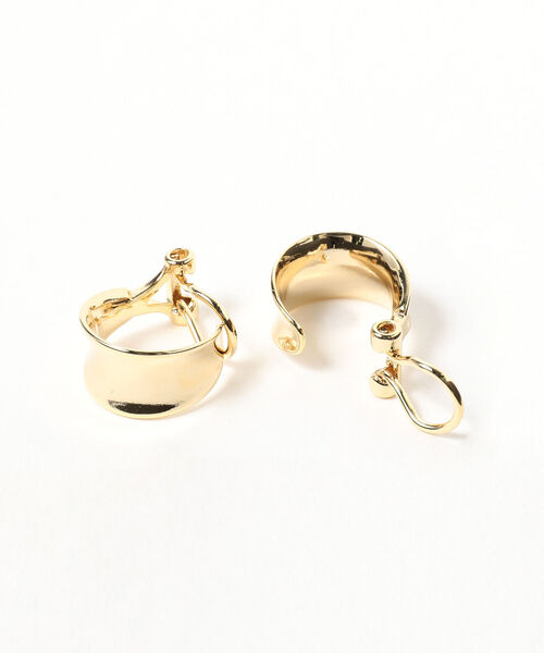 Ray BEAMS(レイビームス)の「Chalulu / ミニ フープ イヤリング(イヤリング・レディース・シルバー/ゴールド・ONE SIZE)」の6枚目の写真