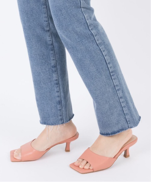 RANDA（ランダ）の「変形ヒールスクエアトゥミュールサンダル（サンダル・レディース・ベージュ/ブラック/ホワイト/ピンク/イエロー・S/M/L/LL）」の16枚目の写真