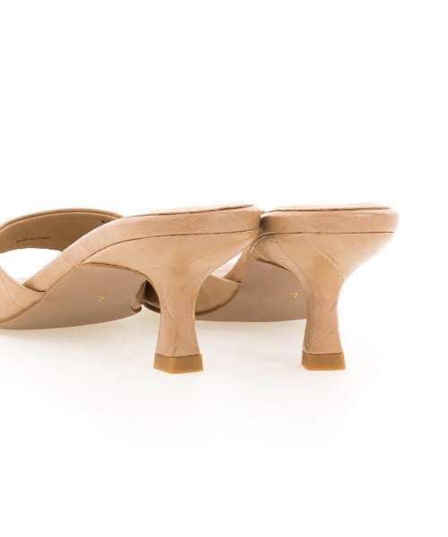 RANDA（ランダ）の「変形ヒールスクエアトゥミュールサンダル（サンダル・レディース・ベージュ/ブラック/ホワイト/ピンク/イエロー・S/M/L/LL）」の12枚目の写真