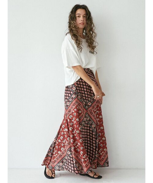 Ungrid(アングリッド)の「フィットフレアエスニックスカート(スカート・レディース・レッド/イエロー・FREE)」の11枚目の写真