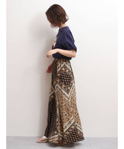 Ungrid(アングリッド)の「フィットフレアエスニックスカート(スカート・レディース・レッド/イエロー・FREE)」の10枚目の写真