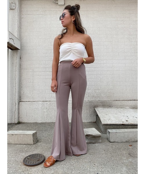 LiSeek（リシーク）の「【LiSeeK】フロントタックフレアパンツ（その他パンツ・レディース・ライトブラウン/ブラック・FREE）」の11枚目の写真