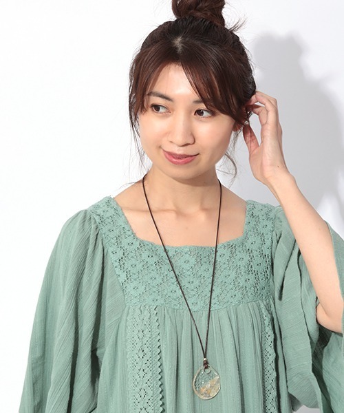 チチカカ（チチカカ）の「パートドヴェール風コードネックレス（ネックレス・レディース・ナチュラル/レッド/ブルー・FREE）」の11枚目の写真