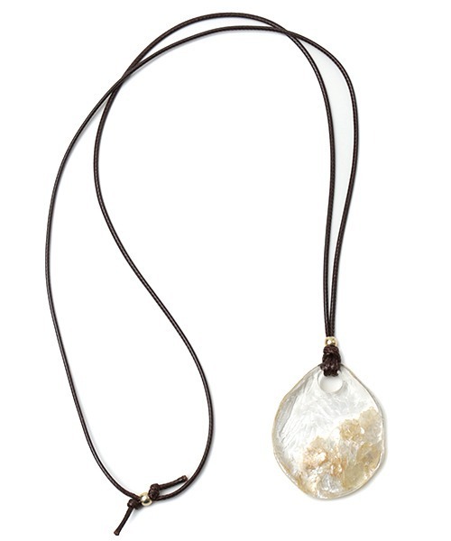 チチカカ（チチカカ）の「パートドヴェール風コードネックレス（ネックレス・レディース・ナチュラル/レッド/ブルー・FREE）」の16枚目の写真