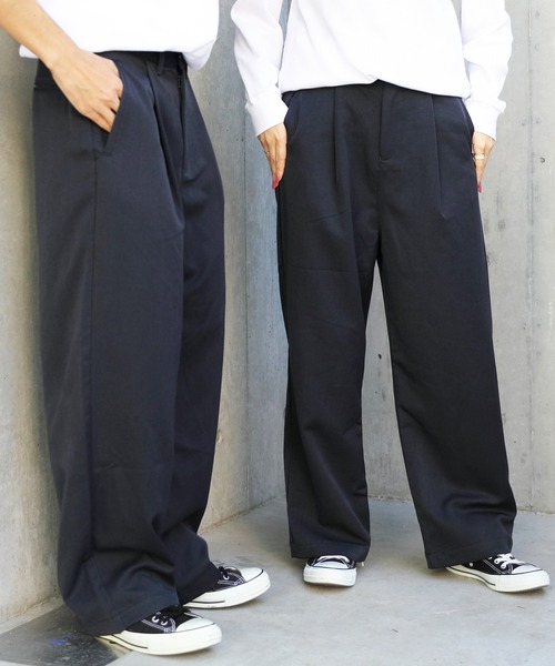 ８(eight)（エイト）の「スーツ生地ワイドパンツ（スラックス・メンズ・ベージュ/ブラック/チャコールグレー/ネイビー・LARGE/MEDIUM）」の8枚目の写真