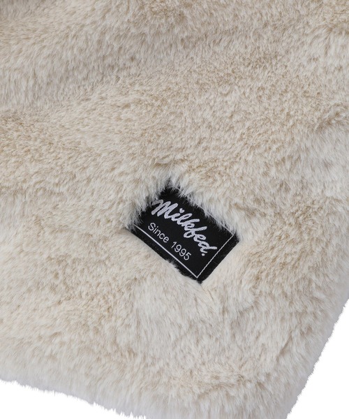 MILKFED.(ミルクフェド)の「LOGO FUR SNOOD(ネックウォーマー/スヌード・レディース・ホワイト/ブラウン/ベージュ/チャコール・ONE SIZE)」の9枚目の写真
