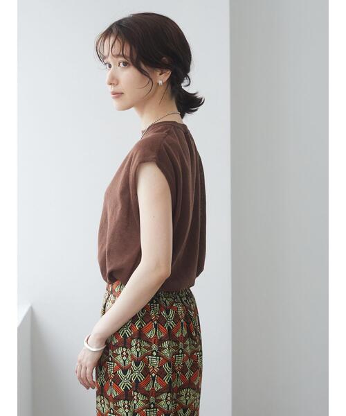 Green Parks(グリーンパークス)の「シアーリネンブレンド ノースリーブニット*(ニット/セーター・レディース・アイボリー/パープル/ブラック/ブラウン・FREE)」の8枚目の写真