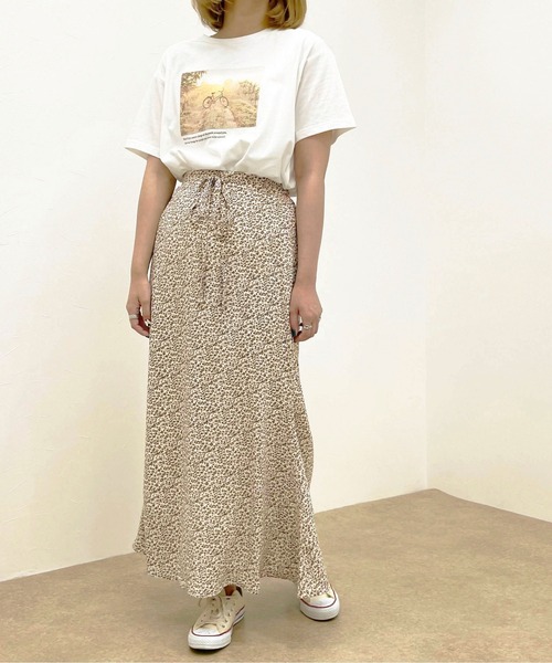 apres jour clair(アプレジュールクレア)の「【apres jour clair】アソート花柄スカート【ZOZOTOWN限定アイテム】(スカート・レディース・オフホワイト/ブラウン系その他/アイボリー・SMALL/X-LARGE/MEDIUM)」の7枚目の写真