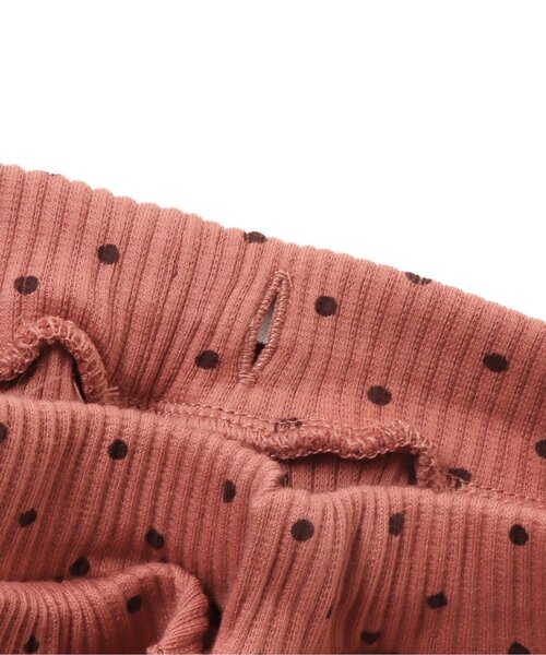 Seraph（セラフ）の「ドット柄リブパンツ 10分丈（レギンス/スパッツ・キッズ・アイボリー/サーモンピンク/チャコール・90/100/110/120/80/130/95/140）」の5枚目の写真