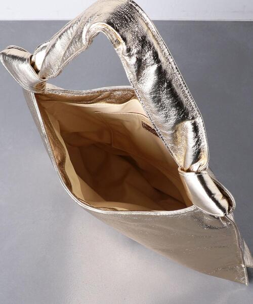 UNITED ARROWS（ユナイテッドアローズ）の「UWSC SOFT HOBO トートバッグ（トートバッグ・レディース・ブラック/ゴールド・FREE）」の8枚目の写真