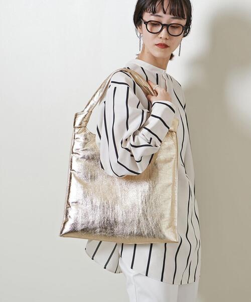 UNITED ARROWS（ユナイテッドアローズ）の「UWSC SOFT HOBO トートバッグ（トートバッグ・レディース・ブラック/ゴールド・FREE）」の16枚目の写真