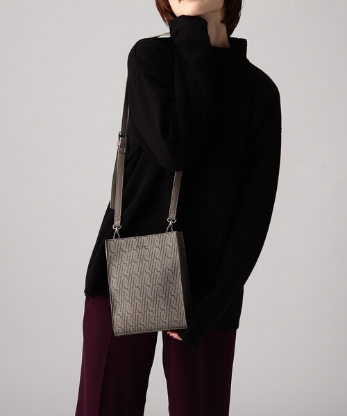 tk.TAKEO KIKUCHI(ティーケータケオキクチ)の「◆スクエアボックスショルダーバッグ(ショルダーバッグ・メンズ・ブラック系4/ベージュ系4/ブラック/ベージュ/ダークグリーン系4/ブラウン系8/ダークグリーン系8/ブラック系8/ブラック系3/ベージュ系3・00)」の7枚目の写真