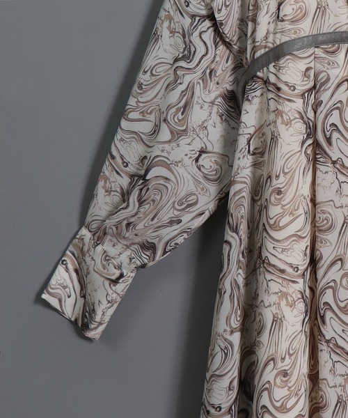 &g'aime(アンジェム)の「【&g’aime】マーブルロングワンピース(ワンピース・レディース・アイボリー・FREE)」の7枚目の写真