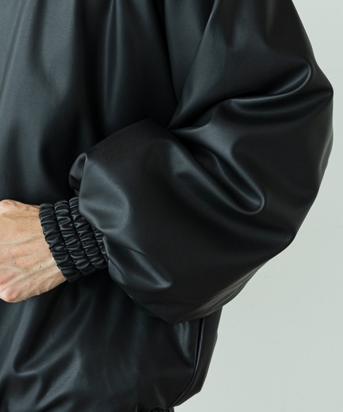 Lui's(ルイス)の「ウォッシャブルフェイクラムスキン ボリュームブルゾン(ブルゾン・メンズ・ブラック・SMALL/MEDIUM)」の4枚目の写真