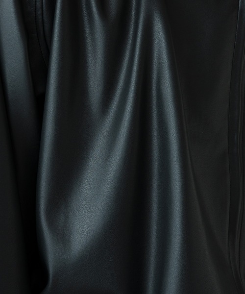 Lui's(ルイス)の「ウォッシャブルフェイクラムスキン ボリュームブルゾン(ブルゾン・メンズ・ブラック・SMALL/MEDIUM)」の10枚目の写真