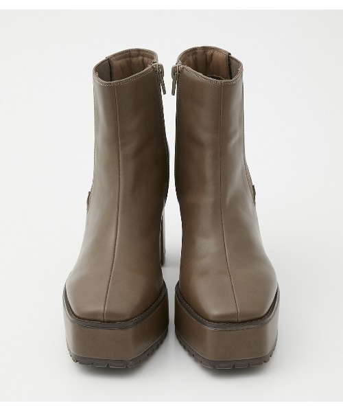 AZUL by moussy(アズールバイマウジー)の「RUGGED SOLE BOOTS/ラギッドソールブーツ(ブーツ・レディース・ブラック/ブラウン・SMALL/MEDIUM/LARGE)」の14枚目の写真