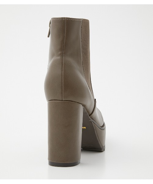 AZUL by moussy(アズールバイマウジー)の「RUGGED SOLE BOOTS/ラギッドソールブーツ(ブーツ・レディース・ブラック/ブラウン・SMALL/MEDIUM/LARGE)」の3枚目の写真