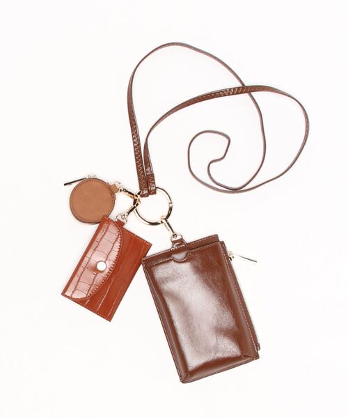 cache cache（カシュ カシュ）の「カシュカシュ cachecache / コンビ素材スマホショルダー（ショルダーバッグ・レディース・シルバー/ライトベージュ/グレー/ゴールド/ブラウン/ブラック・FREE）」の4枚目の写真