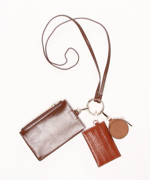 cache cache（カシュ カシュ）の「カシュカシュ cachecache / コンビ素材スマホショルダー（ショルダーバッグ・レディース・シルバー/ライトベージュ/グレー/ゴールド/ブラウン/ブラック・FREE）」の9枚目の写真