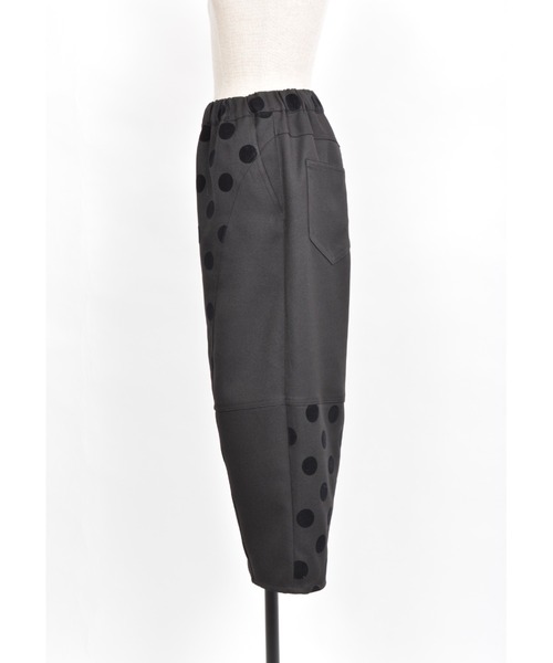 gomme（ゴム）の「フロッキードット　カーブパンツ（その他パンツ・レディース・ベージュ/ブラック/チャコールグレー・MEDIUM）」の10枚目の写真