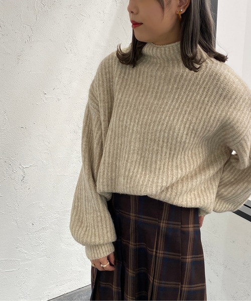 apres jour mignon（アプレジュールミニョン）の「モチモチタートルニット【ZOZOTOWN限定アイテム】（ニット/セーター・レディース・ライトベージュ/アイボリー/オレンジ/グリーン/イエロー系その他・フリー/X-LARGE）」の14枚目の写真