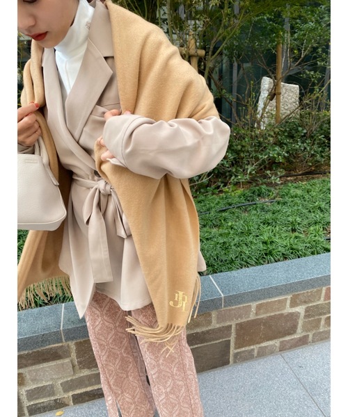 JUMELLE（ジュメロ）の「JMLカシミヤマフラー（マフラー・レディース・ベージュ・FREE）」の8枚目の写真