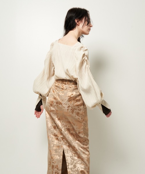 Solace（ソレイス）の「楊柳スクエアネックパワショルブラウス / 前後2WAY（シャツ/ブラウス・レディース・アイボリー/グレー/ブラック・FREE）」の12枚目の写真