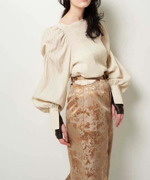 Solace（ソレイス）の「楊柳スクエアネックパワショルブラウス / 前後2WAY（シャツ/ブラウス・レディース・アイボリー/グレー/ブラック・FREE）」の15枚目の写真