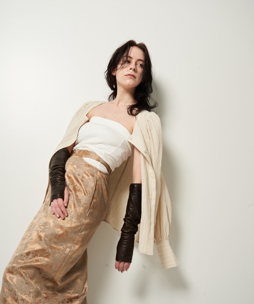 Solace（ソレイス）の「楊柳スクエアネックパワショルブラウス / 前後2WAY（シャツ/ブラウス・レディース・アイボリー/グレー/ブラック・FREE）」の21枚目の写真