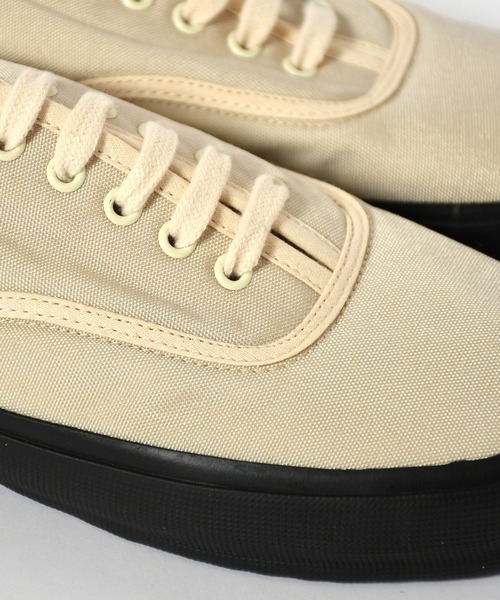 Johnbull Private labo（ジョンブルプライベートラボ）の「【REPRODUCTION OF FOUND】USネイビーデッキシューズ（スニーカー・メンズ・ホワイト/ブラック・41/42）」の6枚目の写真