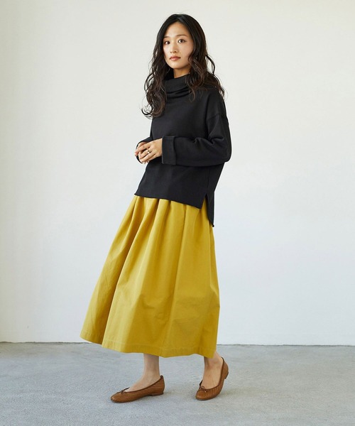 NICOLE white(ニコルホワイト)の「ボリュームネックプルオーバー(Tシャツ/カットソー・レディース・イエロー/サックスブルー/ベージュ/ブラック・FREE)」の5枚目の写真