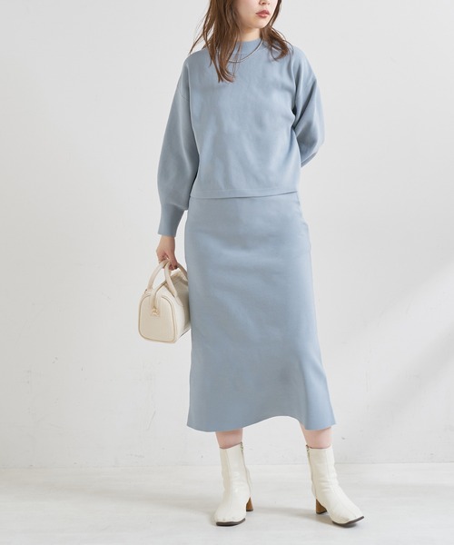 natural couture（ナチュラルクチュール）の「【WEB限定カラー有り】おうちで洗えるプチプラスポンディッシュニットスカート（スカート・レディース・ブラック/オフホワイト/カーキ/サックスブルー/イエロー/グレイッシュベージュ・FREE）」の15枚目の写真
