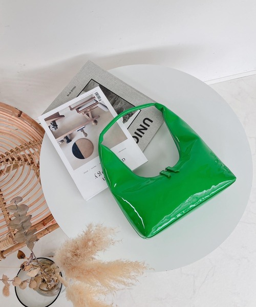 AS KNOW AS plus（アズノゥアズプラス）の「ハンドバッグにもラウンドバッグ（ハンドバッグ・レディース・グリーン/アイボリー/チェック・FREE）」の3枚目の写真