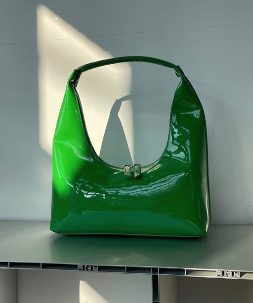 AS KNOW AS plus（アズノゥアズプラス）の「ハンドバッグにもラウンドバッグ（ハンドバッグ・レディース・グリーン/アイボリー/チェック・FREE）」の6枚目の写真