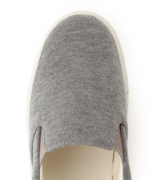 Ray BEAMS(レイビームス)の「Ray BEAMS / スウェット スリッポン(スニーカー・レディース・グレー/ネイビー・S(22.5)/M(23.5)/L(24.5)/LL(25.5))」の7枚目の写真