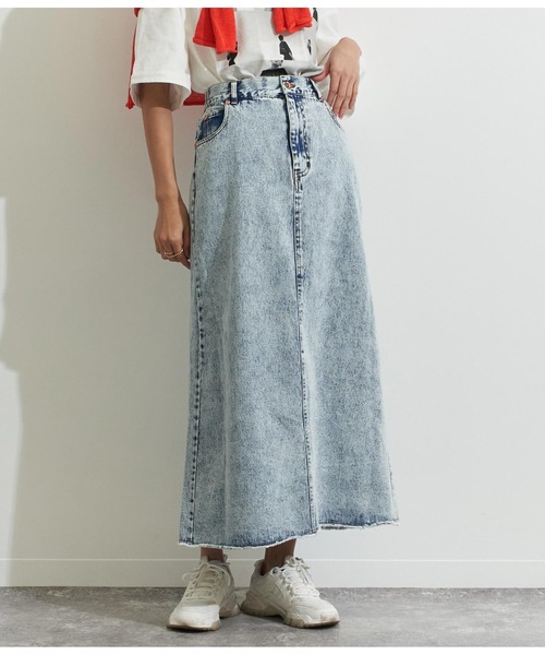 Settimissimo（セッティミッシモ）の「バックスリットケミカルロングデニムスカート（デニムスカート・レディース・ブラック/ブルー・FREE）」の2枚目の写真