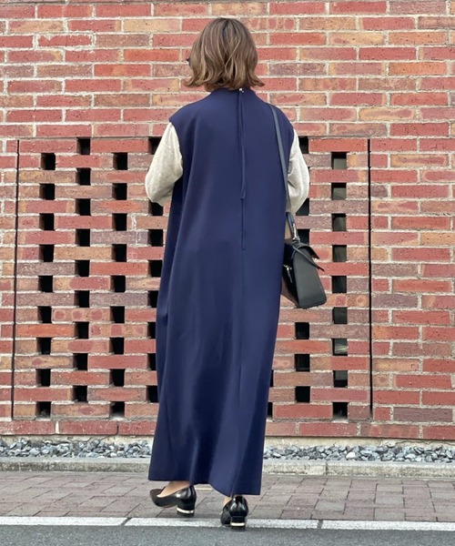 ReNorm（リノーム）の「【pocoコラボ】ストレッチポンチOPセットアップ（ワンピース・レディース・ベージュ/ネイビー・フリー）」の10枚目の写真