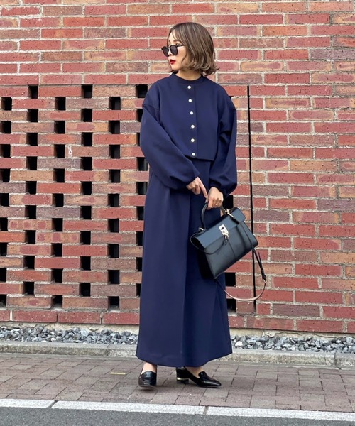 ReNorm（リノーム）の「【pocoコラボ】ストレッチポンチOPセットアップ（ワンピース・レディース・ベージュ/ネイビー・フリー）」の3枚目の写真