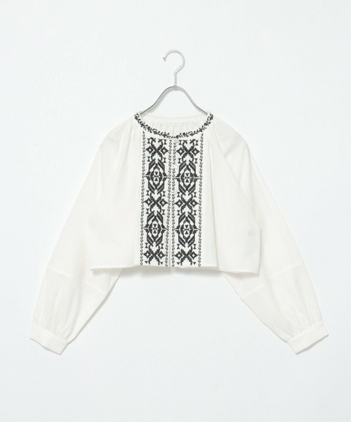 notch.（ノッチ）の「フロント刺繍ショートブラウス（シャツ/ブラウス・レディース・ブラック/オフホワイト・M）」の14枚目の写真