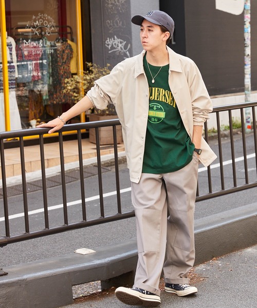 MONO-MART（モノマート）の「ビッグシルエット カレッジロゴ ナイロン刺繍/リンガー 半袖Tシャツ（Tシャツ/カットソー・メンズ・ホワイト/ブラック/グリーン/オートミール/ホワイト系/ホワイト系1/ブラック系1/アイボリー系1/ダークグリーン系1/ブルー系/ブルー系1/オレンジ系1・M/L）」の19枚目の写真