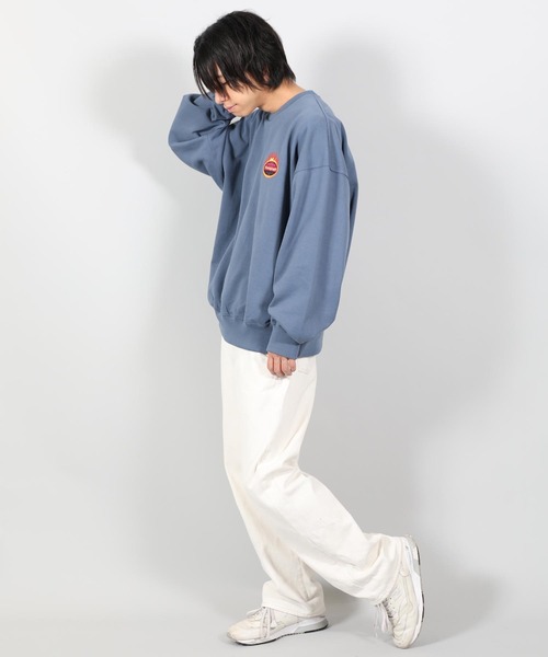 Paragraph(パラグラフ)の「【PARAGRAPH/パラグラフ】 FLAME SATIN SWEATSHIRT / フレイムロゴ プルオーバースウェット(スウェット・メンズ・ホワイト/チャコールグレー/パープル/グリーン/ブルーグレー・FREE)」の10枚目の写真