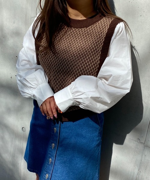 Mysa&Liina(ミーサリーナ)の「柄ベスト布帛ドッキングニットトップス(シャツ/ブラウス・レディース・ブラウン/グリーン/ブラック・FREE)」の1枚目の写真