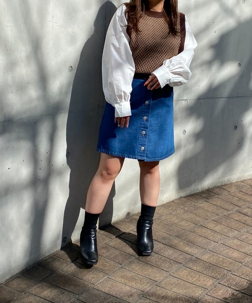 Mysa&Liina(ミーサリーナ)の「柄ベスト布帛ドッキングニットトップス(シャツ/ブラウス・レディース・ブラウン/グリーン/ブラック・FREE)」の8枚目の写真