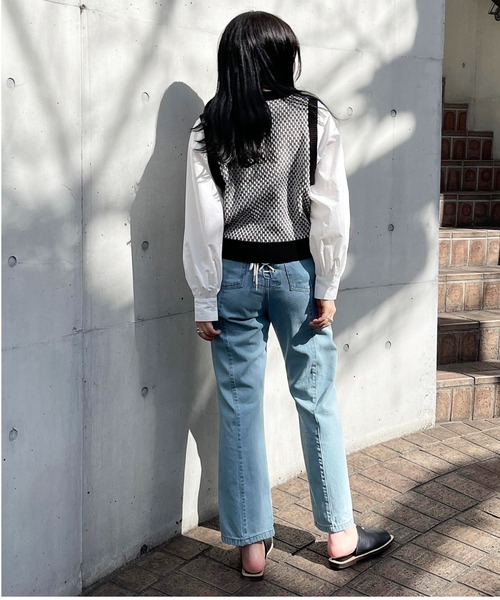 Mysa&Liina(ミーサリーナ)の「柄ベスト布帛ドッキングニットトップス(シャツ/ブラウス・レディース・ブラウン/グリーン/ブラック・FREE)」の16枚目の写真